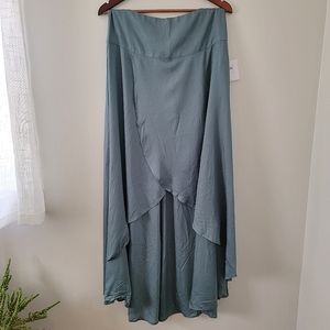 NWT Large O'Neill High Low Skirt